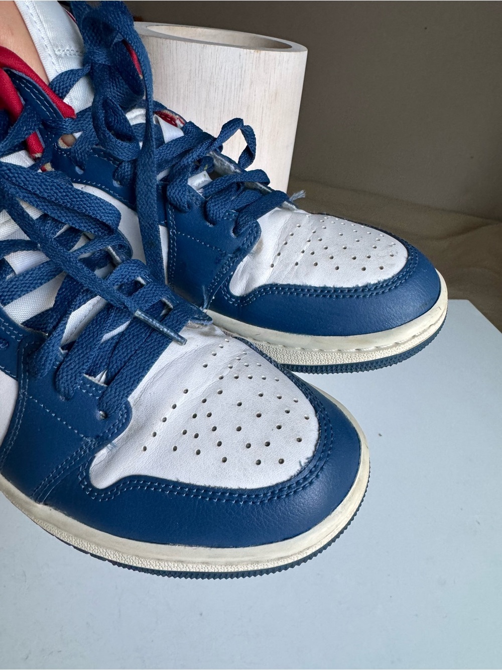 Air Jordan 1 Mid French Blue White Gym Red Women’s US 7.5 - Picture 2 of 9
